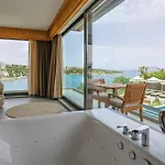 Sarezya Luxury Boutique Cesme
