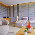 Sarezya Luxury Boutique Cesme