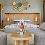 Sarezya Luxury Boutique Hotel 3*